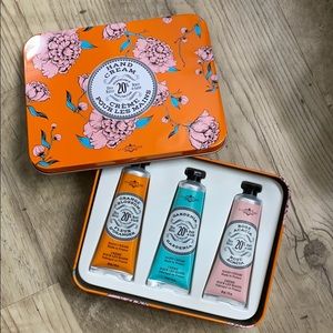 La Chatelaine hand cream gift set